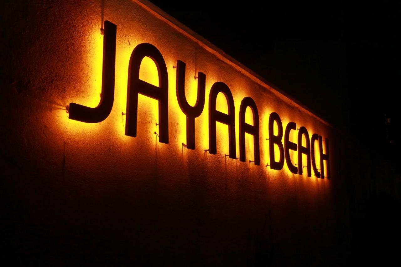 Jayaa Beach 陶尔佩 外观 照片