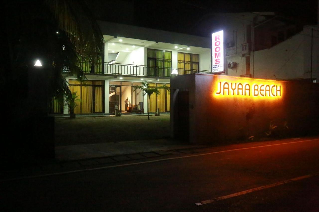 Jayaa Beach 陶尔佩 外观 照片